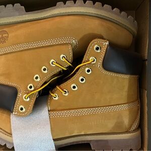 Timberland Tan Leather Boots